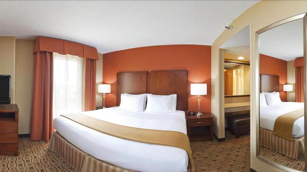 Comfort Suites Near Birkdale Village- Хантерсвилл Экстерьер фото