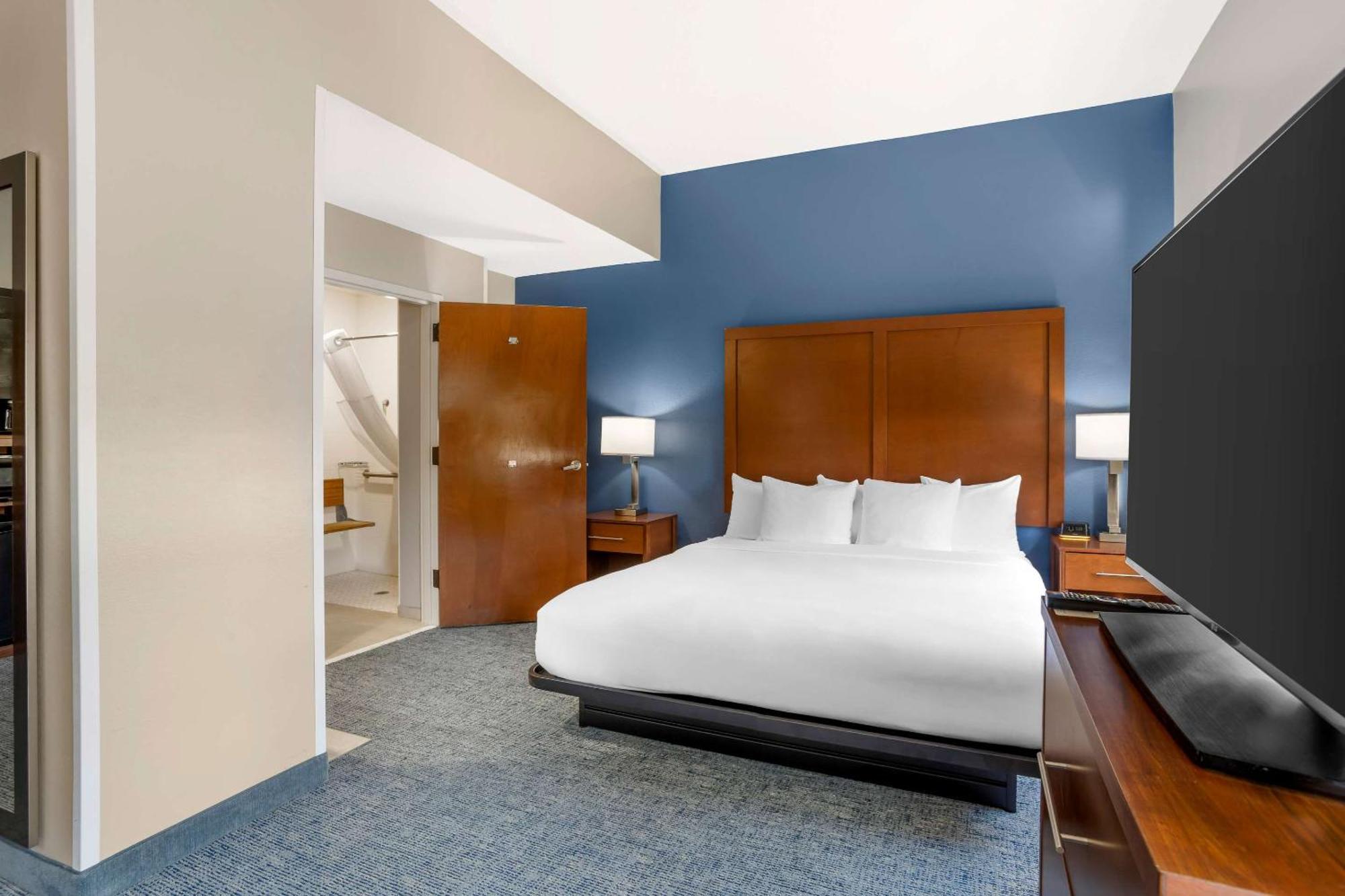 Comfort Suites Near Birkdale Village- Хантерсвилл Экстерьер фото