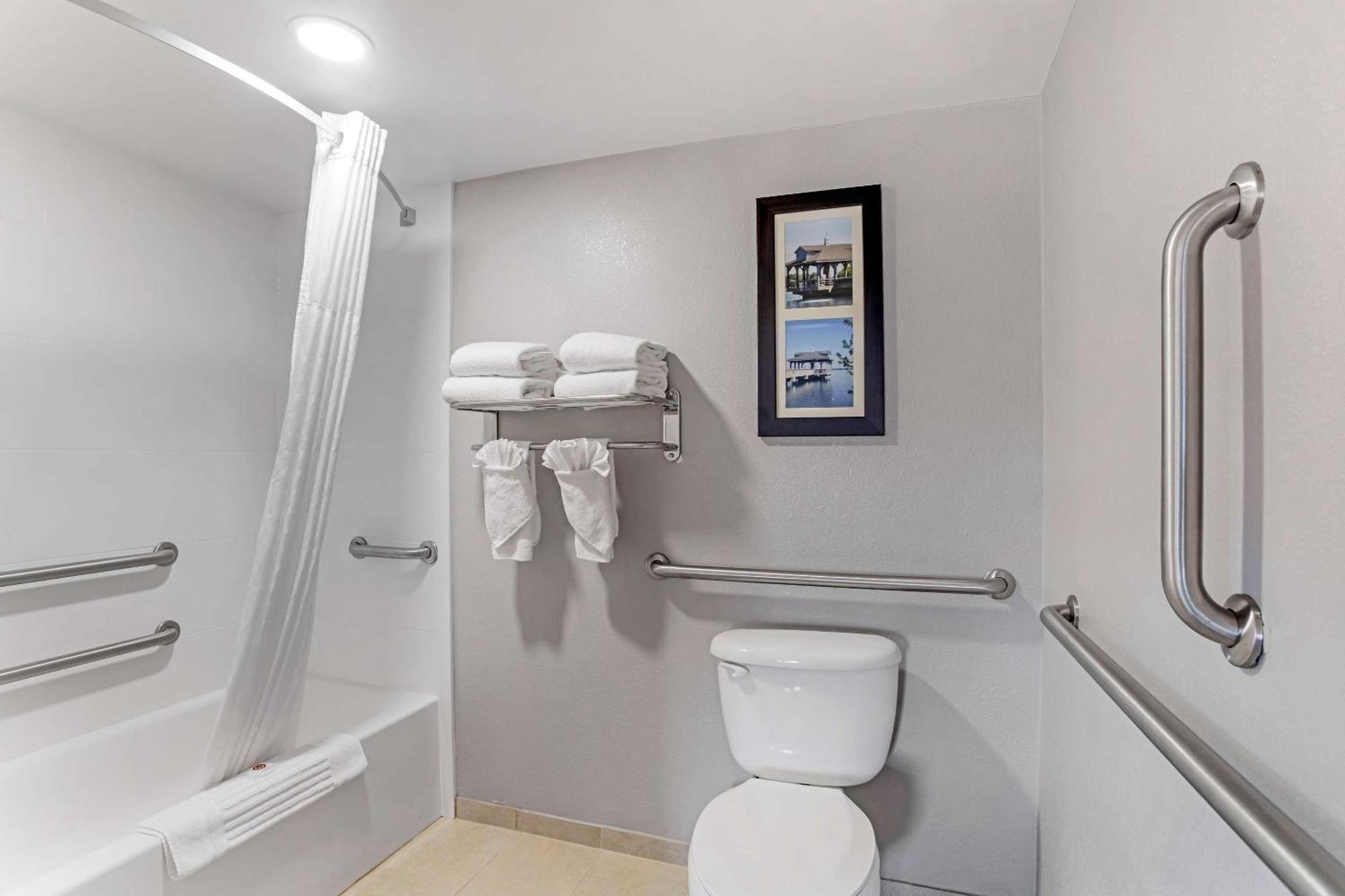Comfort Suites Near Birkdale Village- Хантерсвилл Экстерьер фото
