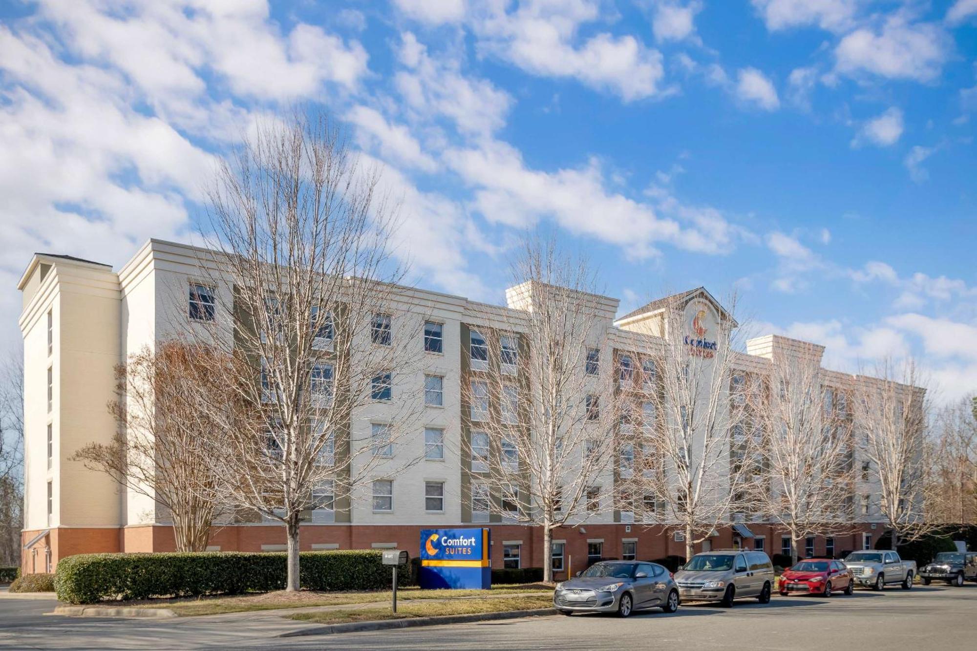 Comfort Suites Near Birkdale Village- Хантерсвилл Экстерьер фото
